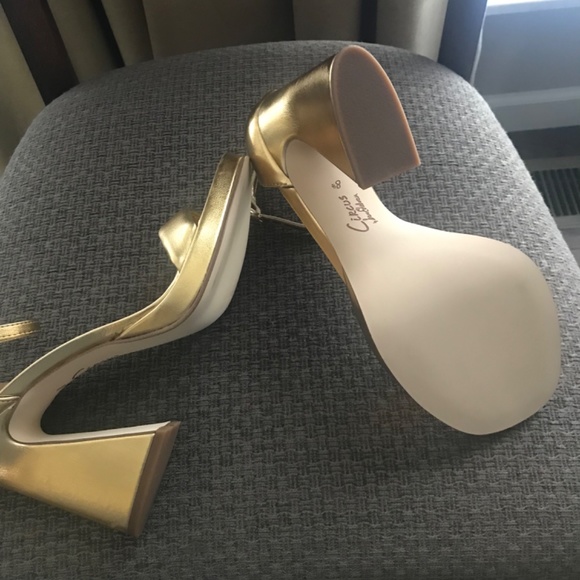 Gold Platform Heels - Picture 4 of 4